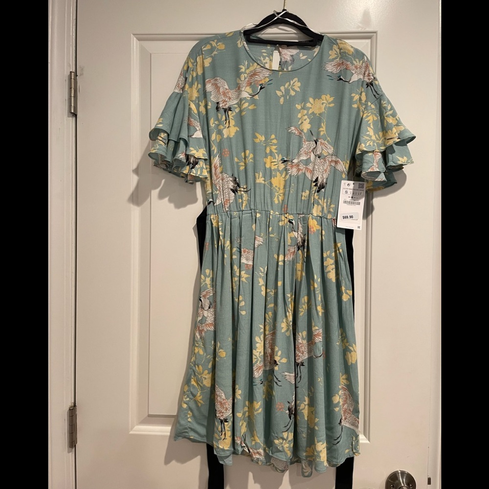 NWT ZARA Open back Dress Size S